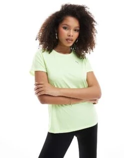 Puma Run Favourite T-shirt In Neon Green For Women