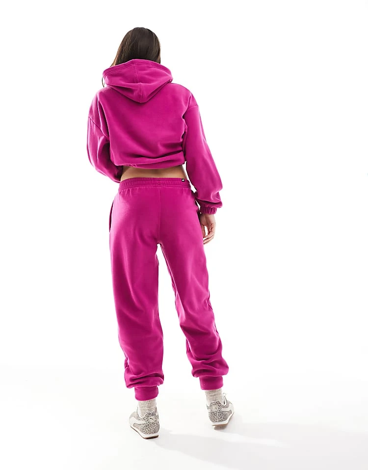 Puma Ess Elevated Pants In Magenta Gleam For Women - Image 5