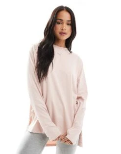 Puma Modest Oversized T-shirt In Rose Quartz For Women